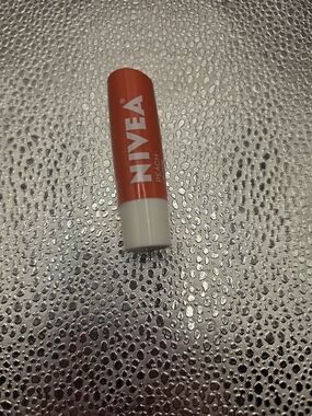 NIVEA Peach Tinted Lip Balm — Hydrating Peach Balm Stick. HTF. Discontinued.